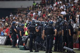 西媒：伊斯科伤情出现反复，明年年初都未必能复出（西媒：伊斯科伤势反复，明年年初复出成疑）