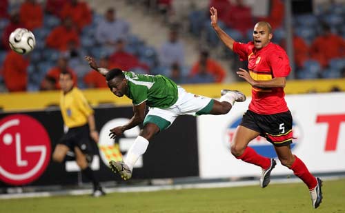 曼联近9场英超仅1负，4胜3平状态回升（曼联英超近9战仅1败：4胜3平，走势回暖）