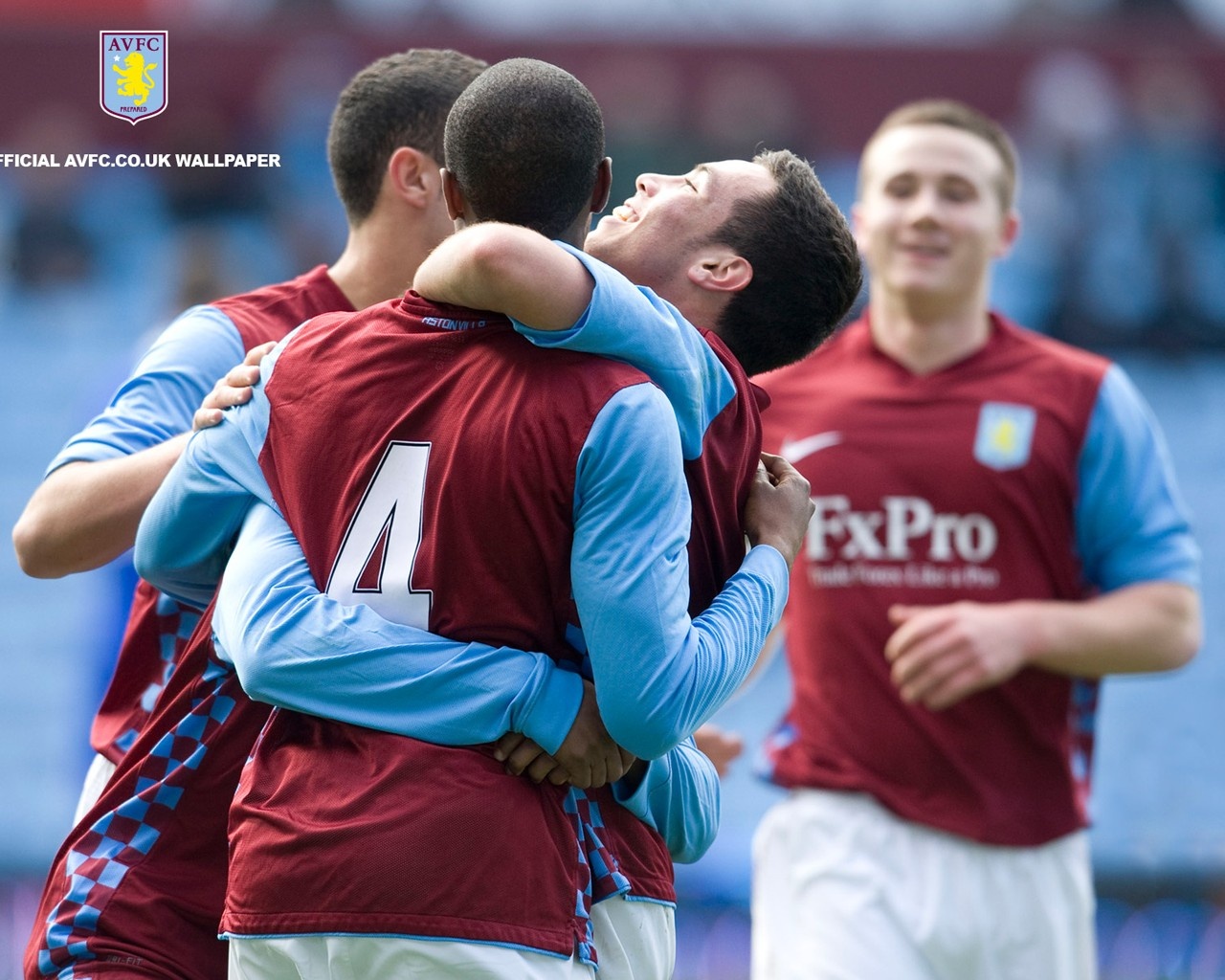 阿斯：埃切韦里渴望重返河床，但曼城仍会将他租借至赫罗纳（阿斯：埃切韦里盼回归河床，曼城仍拟将其外租至赫罗纳）