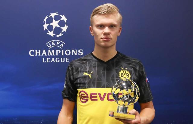 德天空：曼联目前尚未向莱比锡就谢什科转会提交书面报价