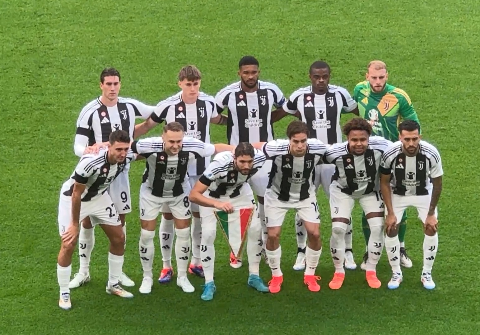 国外黄牛也猖狂，迈阿密国际东决门票被炒到破2300美元