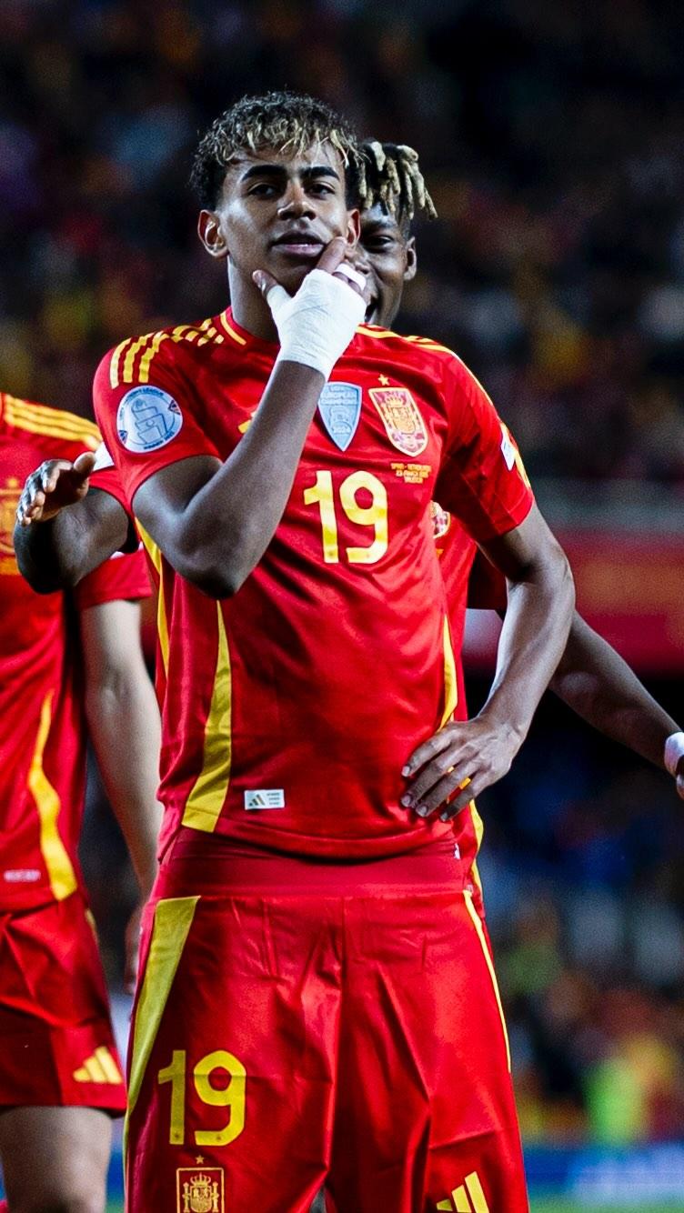 13场9球，阿尔瓦雷斯在马竞已经超过在曼城的欧冠进球数量（欧冠13战9球，阿尔瓦雷斯在马竞的进球数已超越曼城时期）