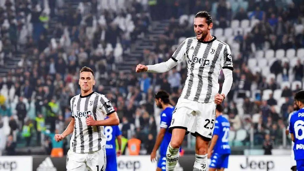 完胜河南队，北京国安第5次登顶足协杯：击败渴望创造历史的黑马，球队期望一扫阴霾