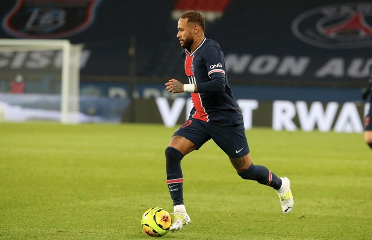 美记：相比选秀权雄鹿更想用字母换成名球星，比如特雷·杨