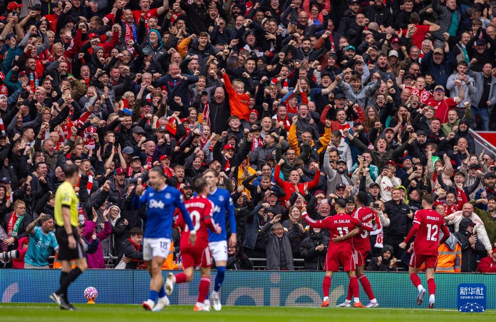 一河南球迷骑三轮车875公里，耗时19天抵达足协杯决赛地苏州