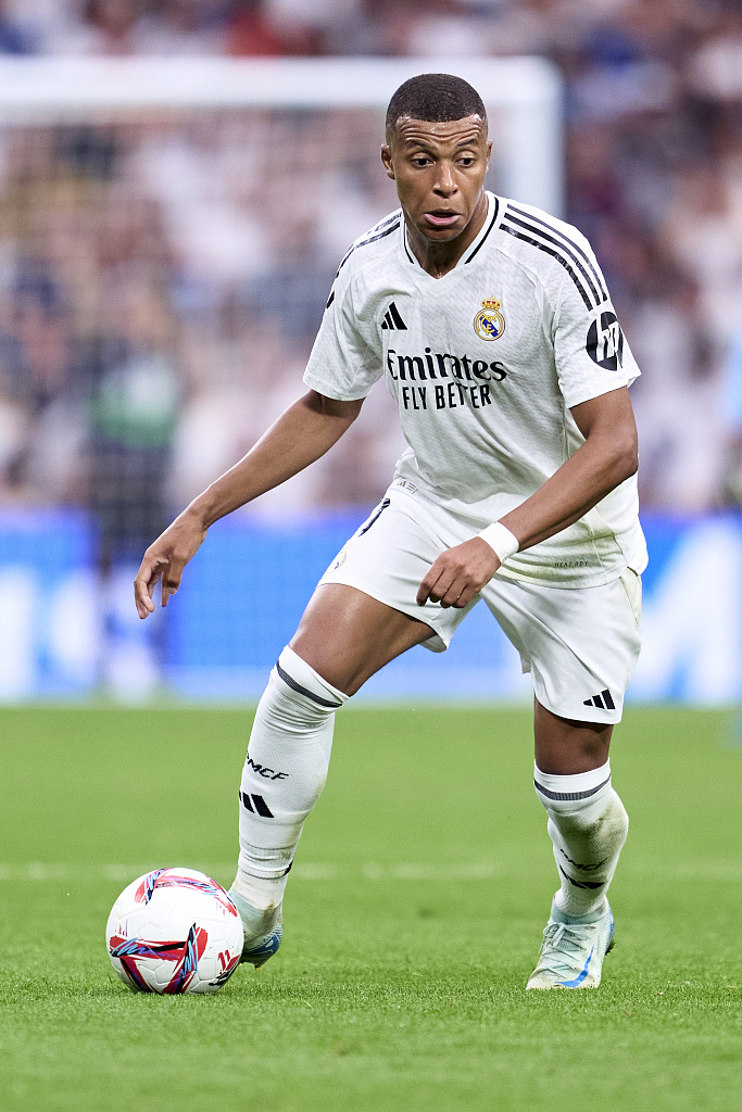 英超-狼队0-3曼联：送副班长首胜？NO！阿莫林要逼近欧冠区｜前瞻（英超前瞻：副班长别想开胡！狼队恐0-3负曼联，阿莫林率队逼近欧冠区）