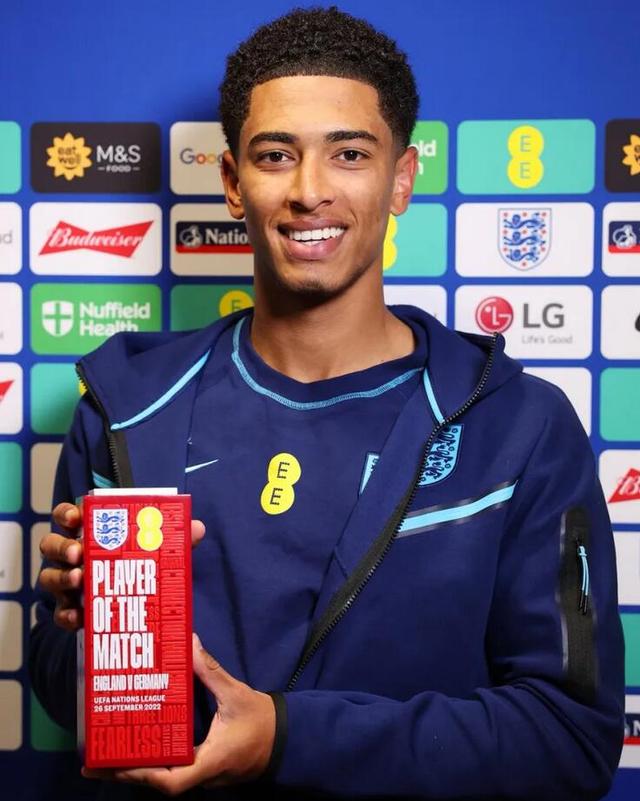 记者：纽卡正密切关注莱斯特城外租球员哈努斯，水晶宫也有意