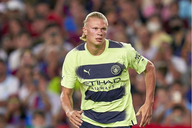 巴萨新诺坎普首秀大名单：拉菲尼亚、加西亚回归，拉师傅缺席（巴萨公布新诺坎普首秀名单：拉菲尼亚、加西亚归队，拉师傅缺席）