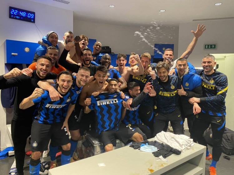 1平4负，拜仁近5次欧冠对阵卫冕冠军未尝胜绩（近5战欧冠卫冕冠军，拜仁1平4负仍无胜绩）